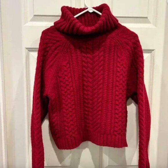 Wool Blend Alice & Olivia Scarlet Cable Knit Cropped Sweater - Picture 3 of 8